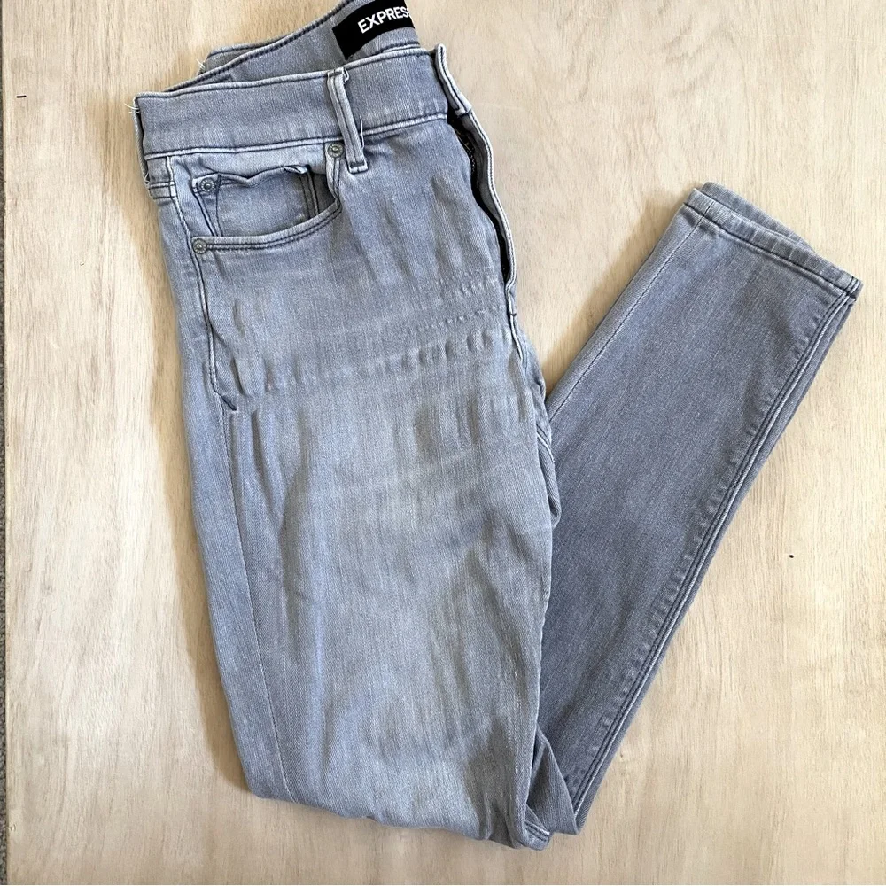 EXPRESS Mid Rise Skinny Jeans - Picture 12 of 15